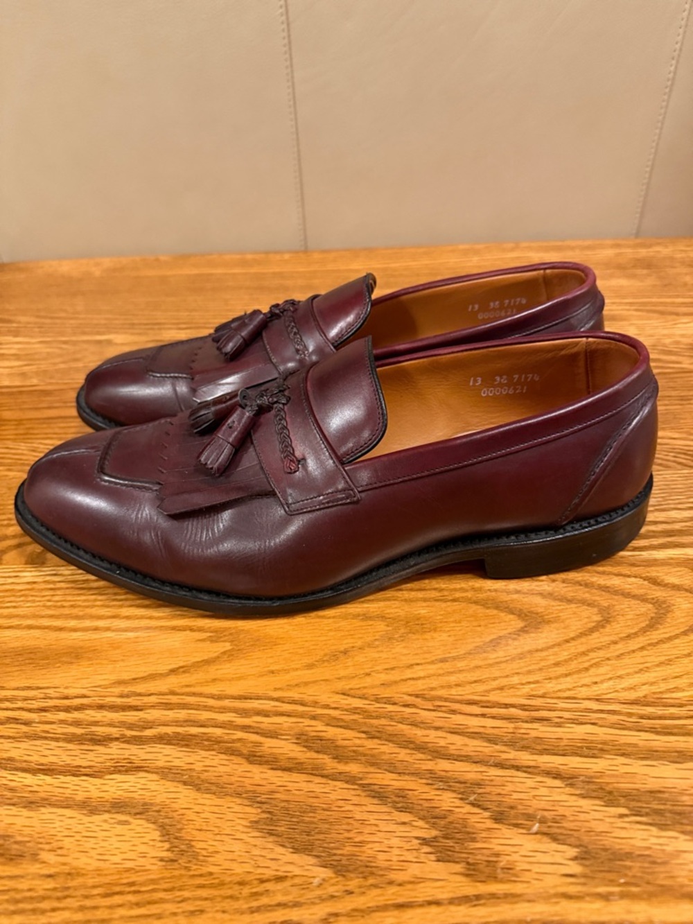 Excellent Men’s Allen Edmonds Cannondale Tassel Loafers - 13 - Picture 5 of 11